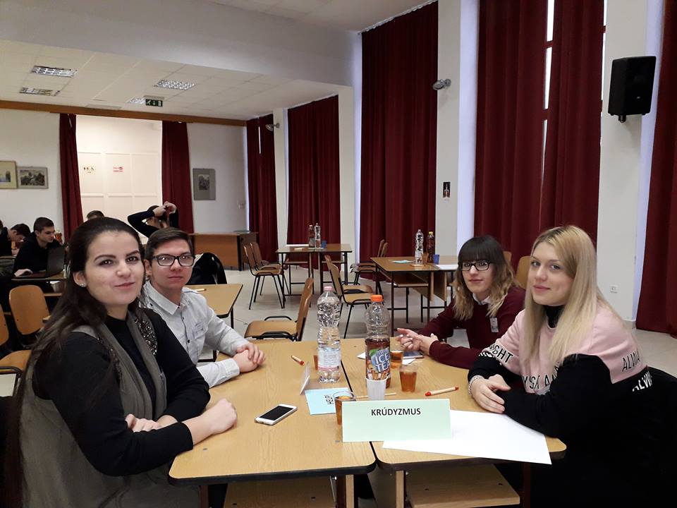 48356332 2202534953110233 778898581191917568 n