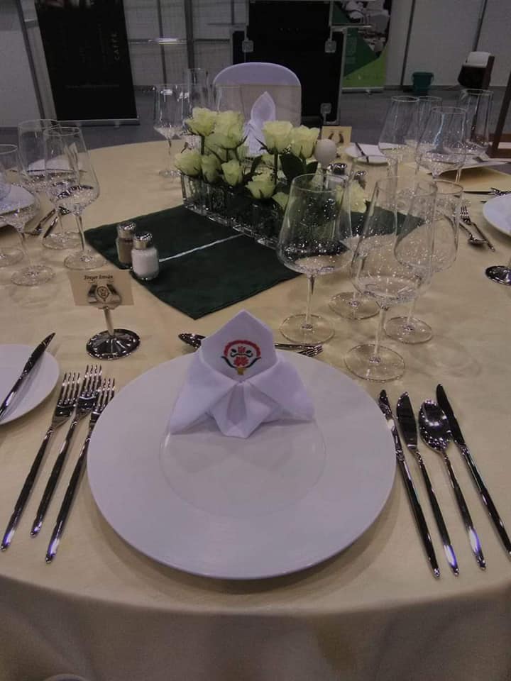 53788264 1192035874312580 7757046244672798720 n