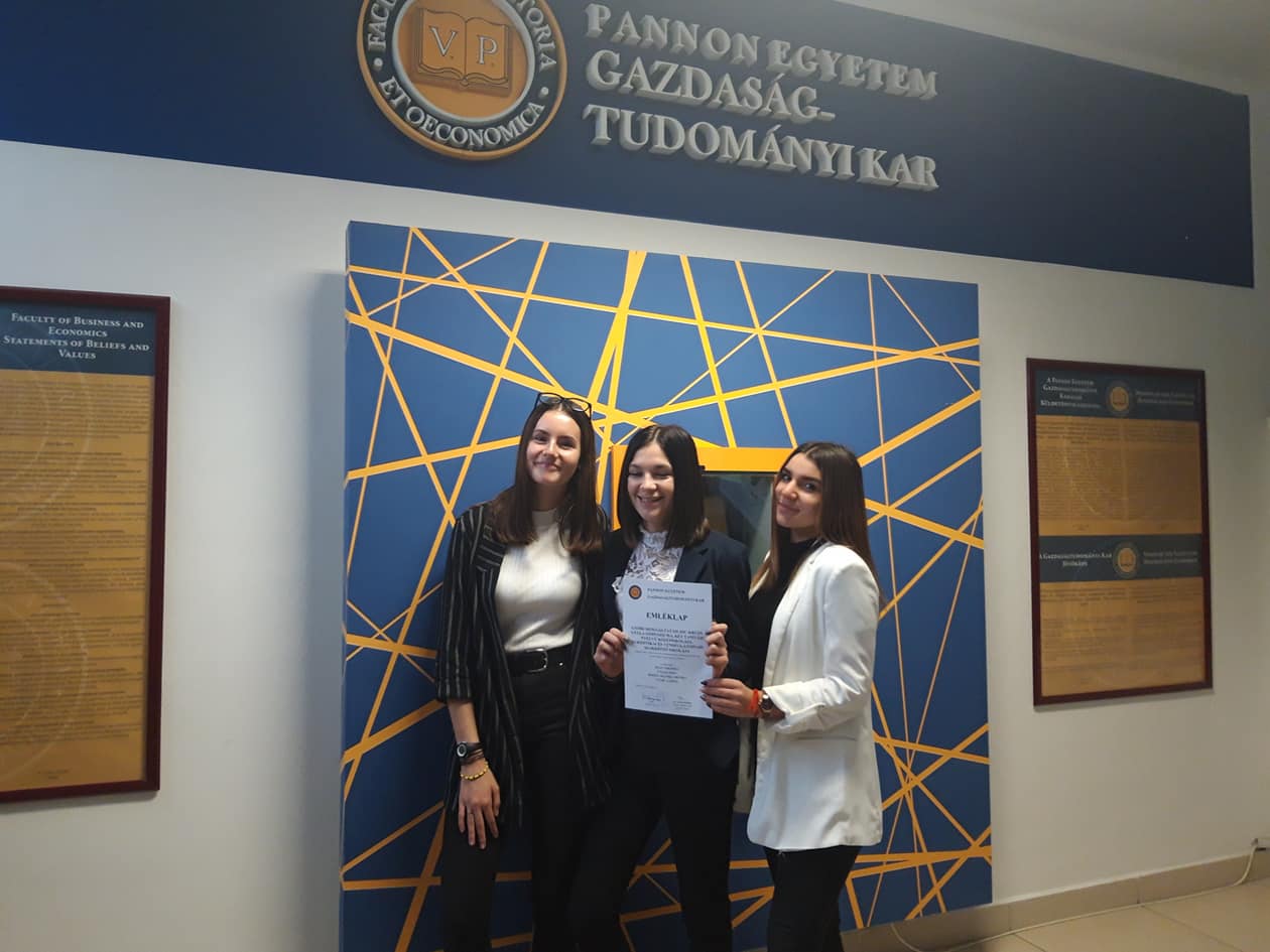 44838422 2115896595138262 4133864859433435136 o