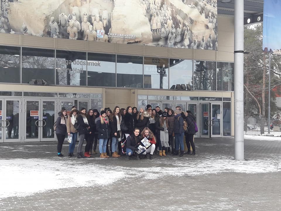 28467875 1796043900456868 8233114885349478089 n