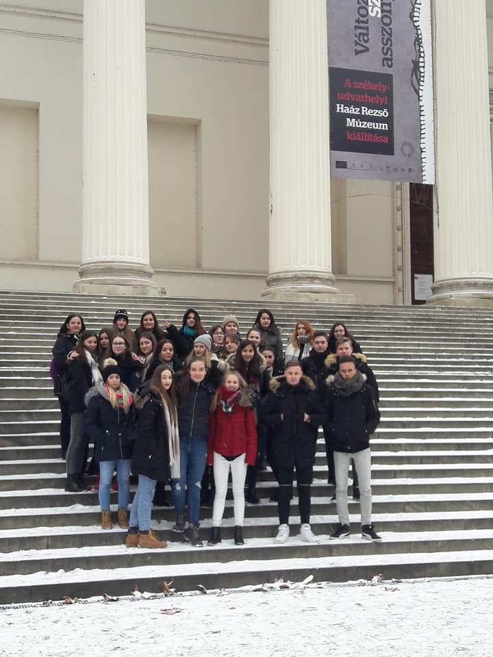 28468205 1796044157123509 3490374244785848036 n